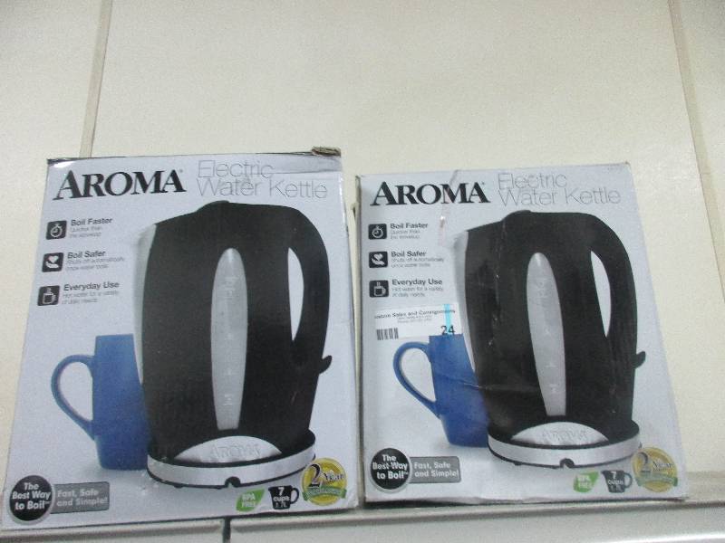 2 aroma electric water kettles