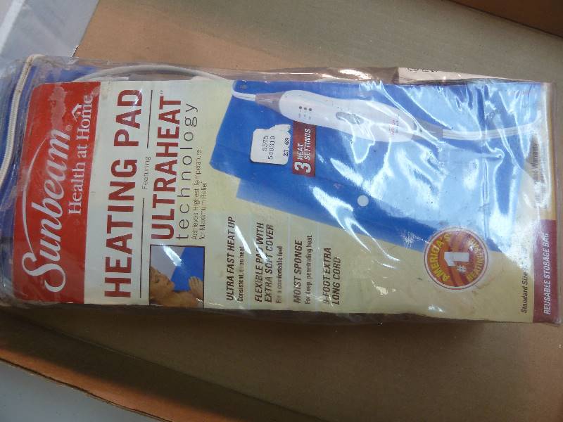 lot 132 image: New Sunbeam Heating Pad