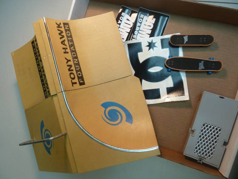 lot 134 image: Tony HawkTech Deck
