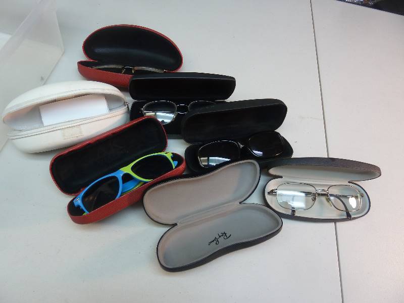 lot 160 image: Glasses, Sunglasses and Cases