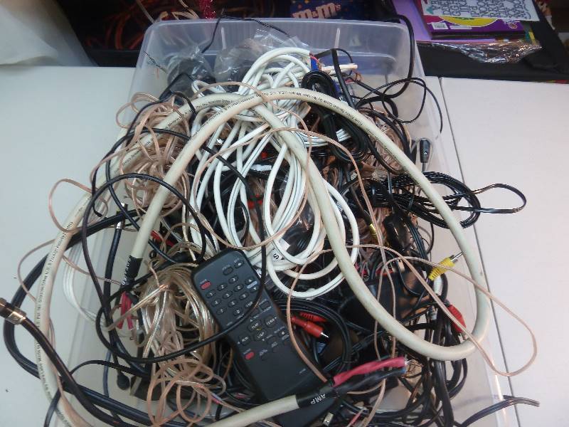 lot 164 image: Cords and Remotes