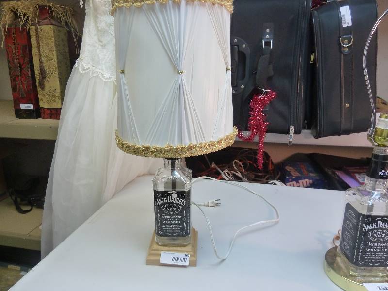 lot 169 image: Jack Daniels Lamp