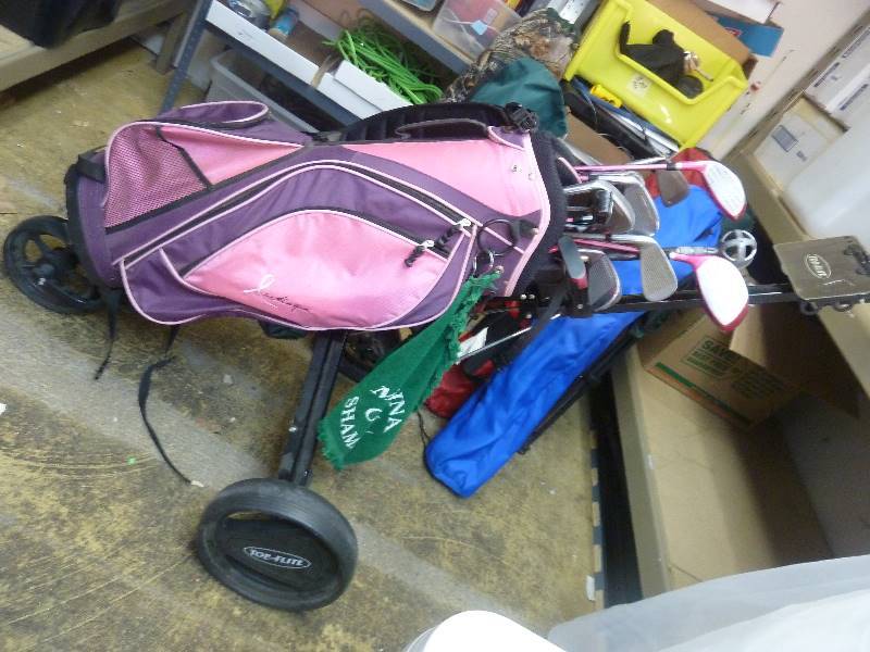 lot 174 image: Nice Golf Lot