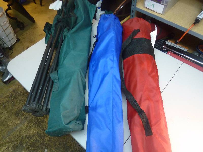 lot 191 image: Camping Chairs