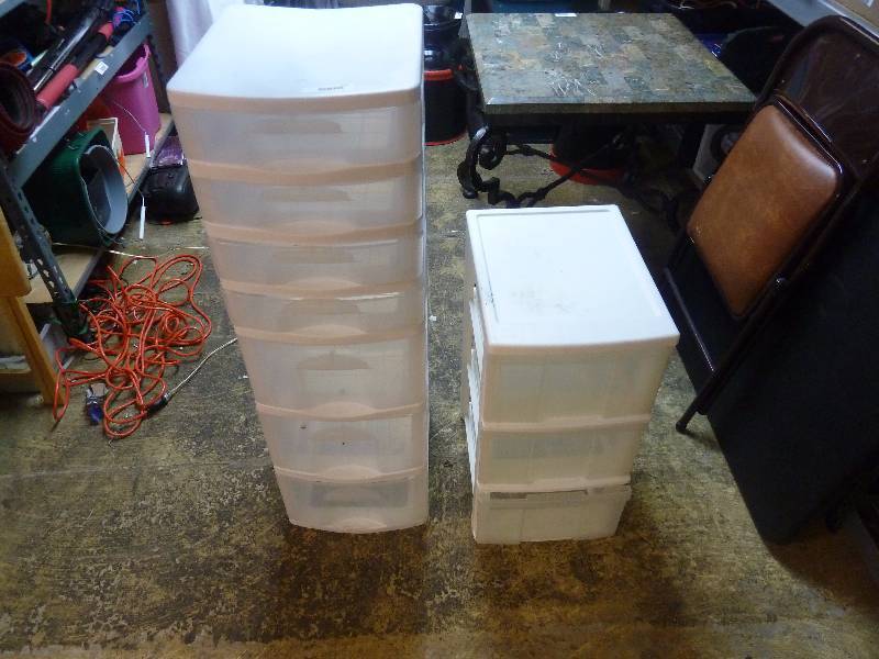 lot 201 image: Plastic ToteDrawer Units