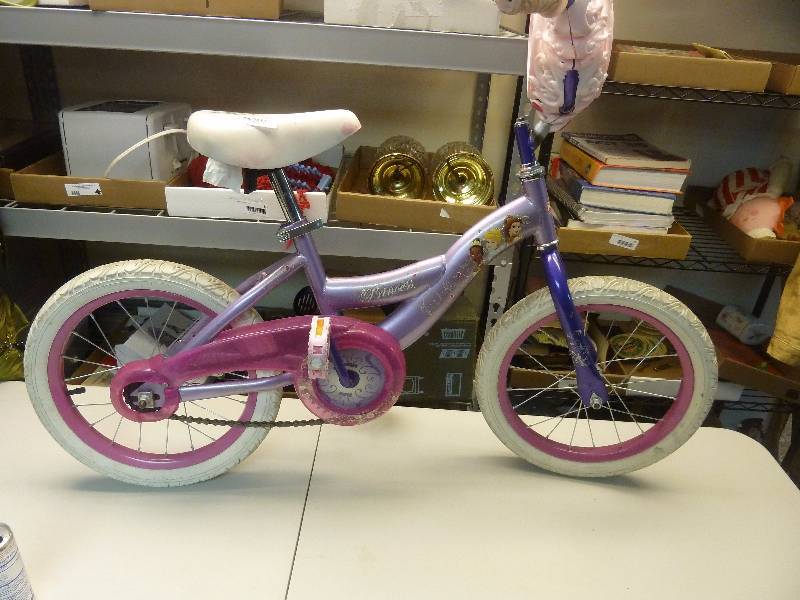 lot 207 image: Barbie Bike