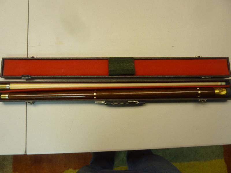 lot 209 image: Pool Stick In Case