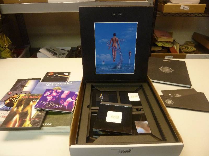 lot 227 image: Pink Floyd Lot
