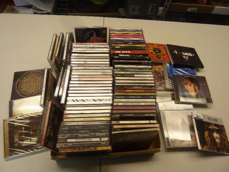 lot 230 image: Large Music CD Lot