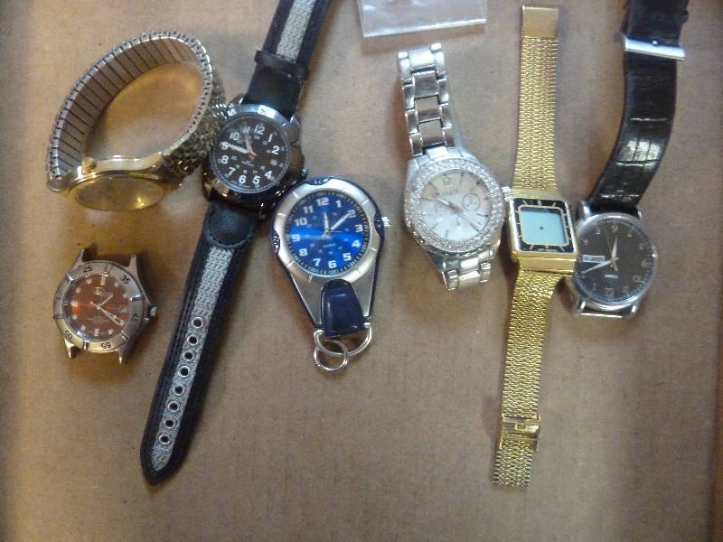 lot 241 image: Watch Lot