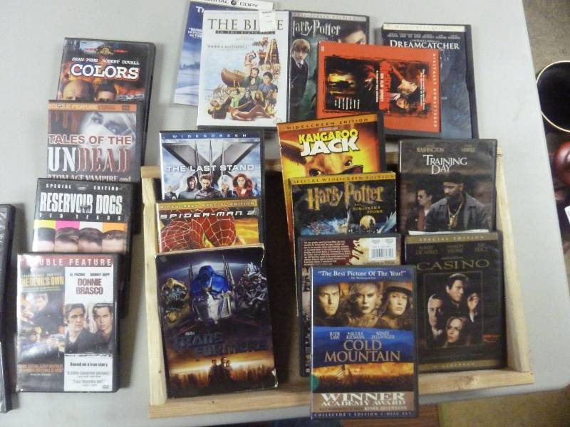 lot 359 image: DVD Movie Lot