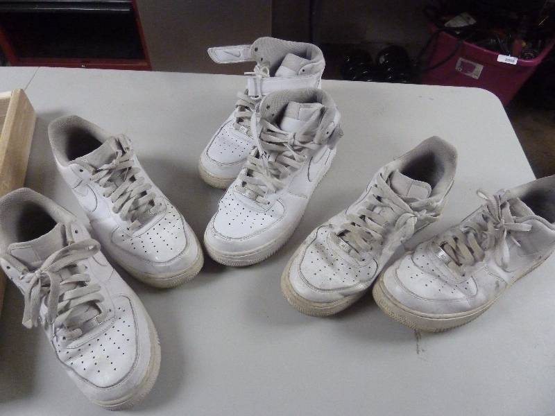 lot 362 image: Tennis Shoe Lot
