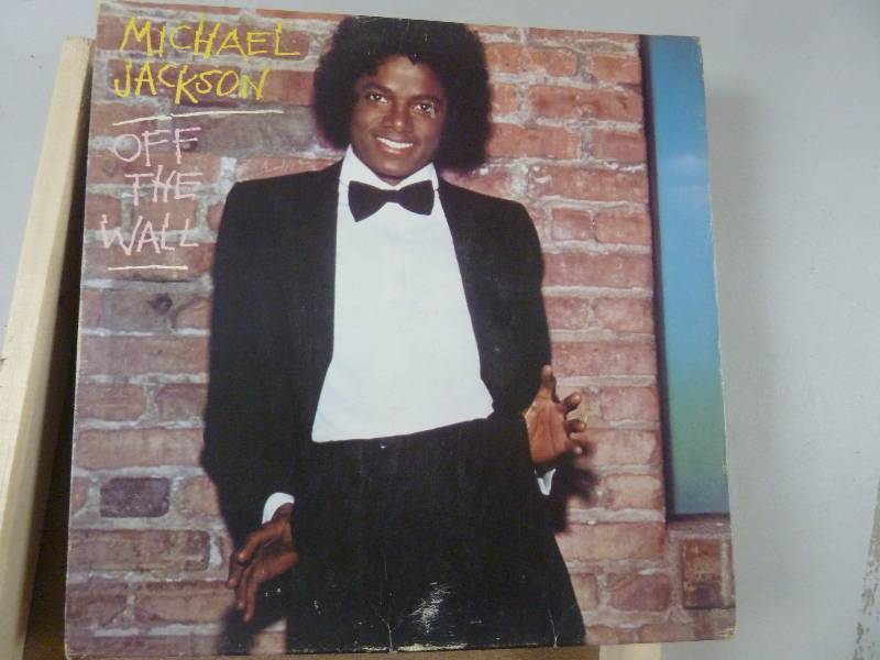 lot 374 image: Michael Jackson Album