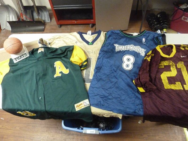 lot 391 image: Sports Lot
