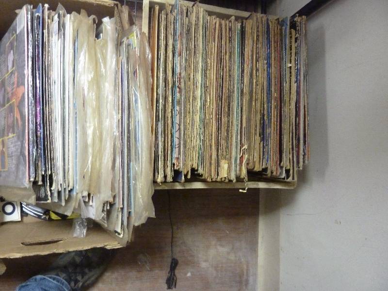 lot 392 image: Vinyl Albums
