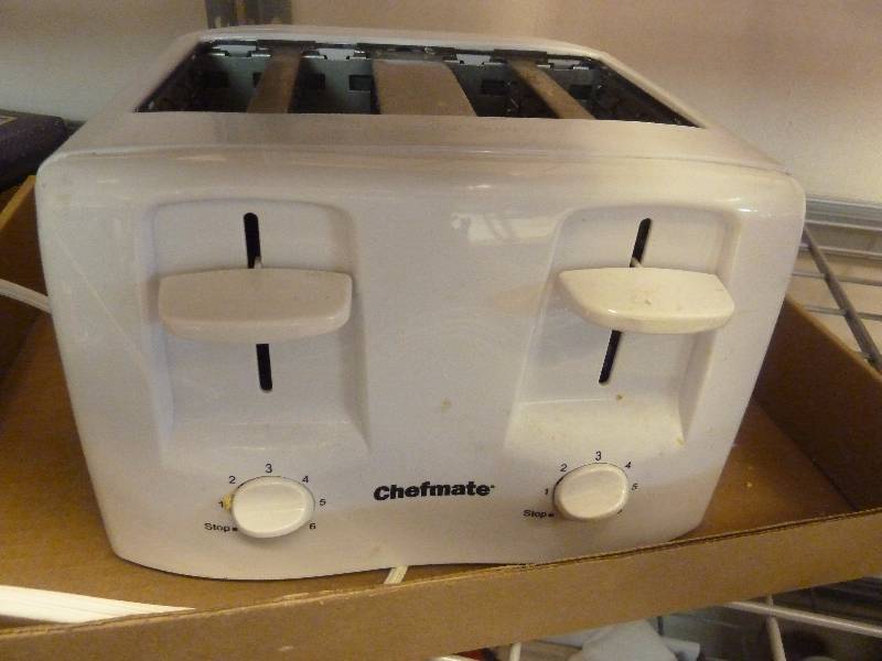 lot 307 image: Chefmate Toaster