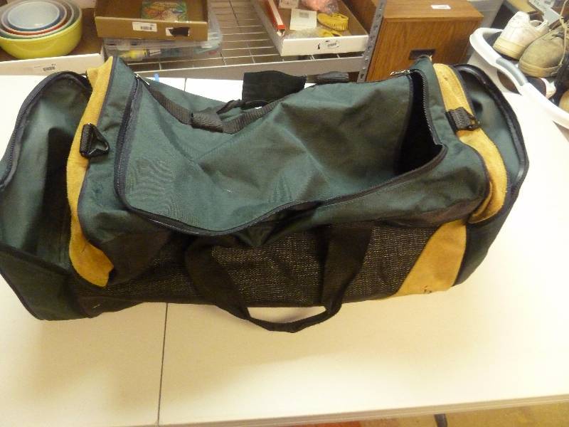 lot 325 image: In Gear Duffle Bag