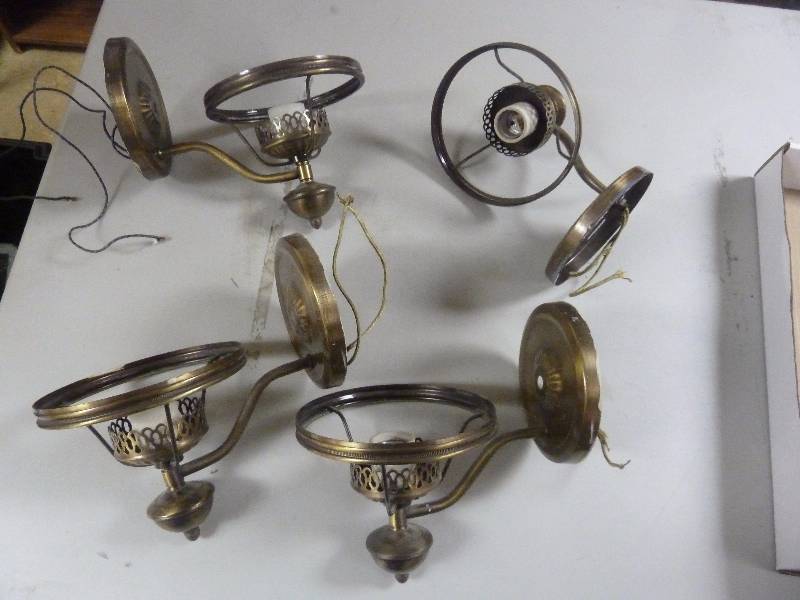 lot 328 image: Electric Wall Sconces