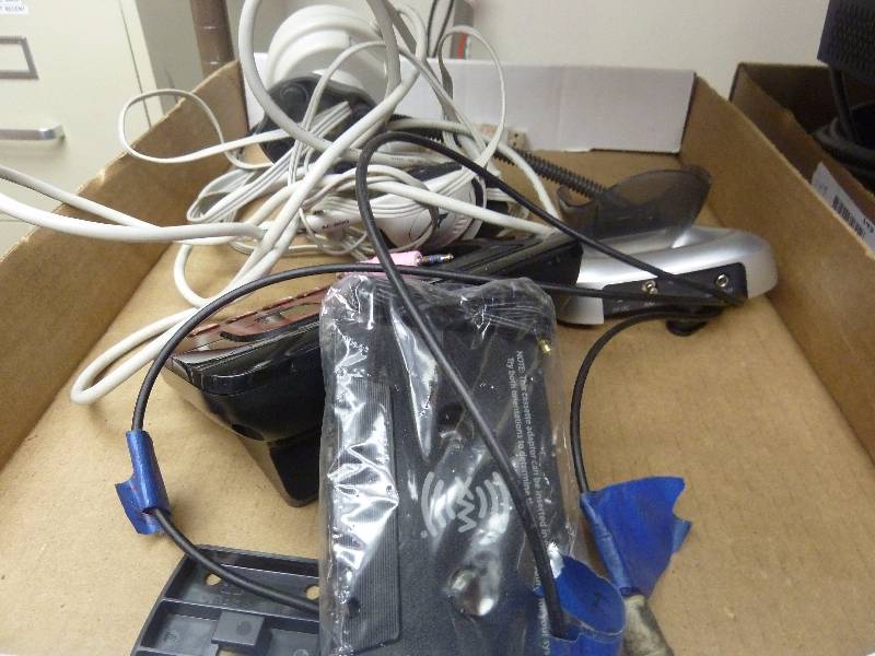 lot 331 image: Electronics Lot