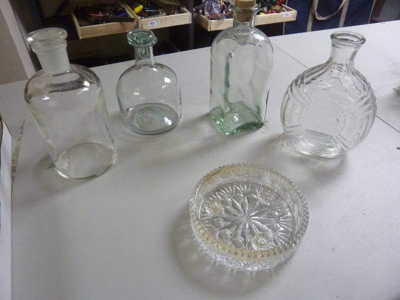 lot 339 image: Clear Glass Lot