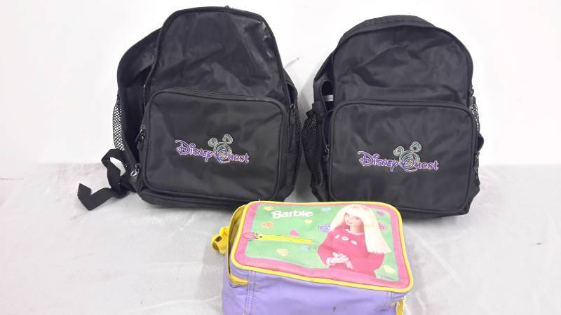 lot 16 image: Backpacks and lunchbox