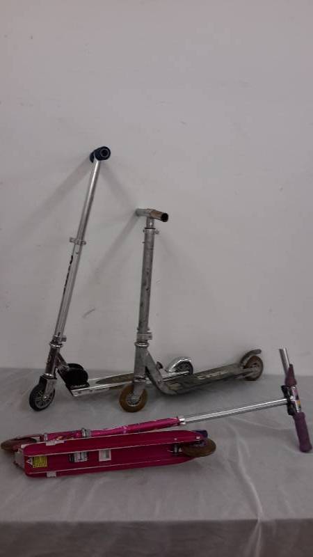 lot 57 image: 3 scooters