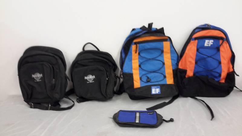 lot 70 image: Backpacks