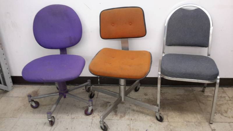 lot 91 image: 3 chairs