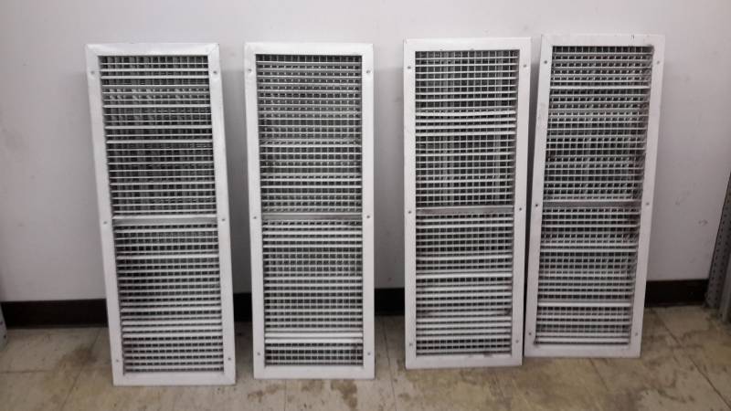 lot 94 image: 4 vents
