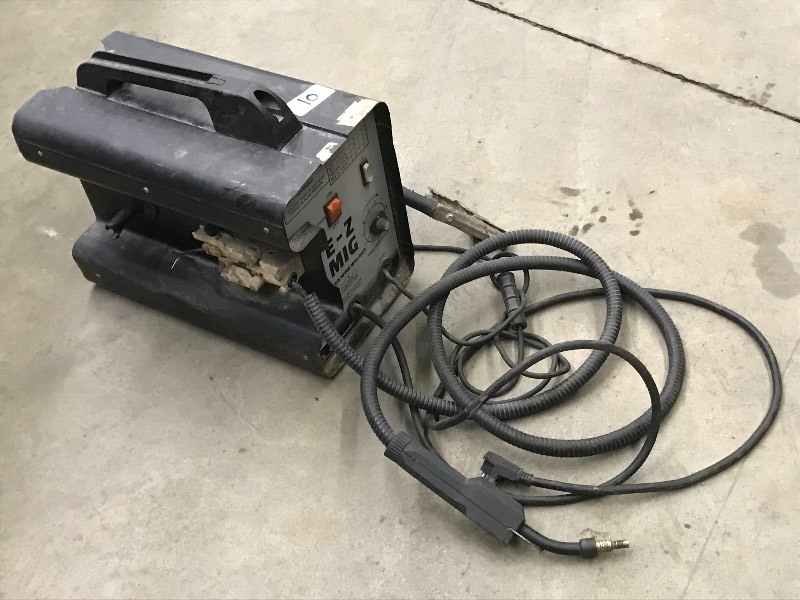 lot 10 image: E-Z Mig 115Volt Single Phase Welder...