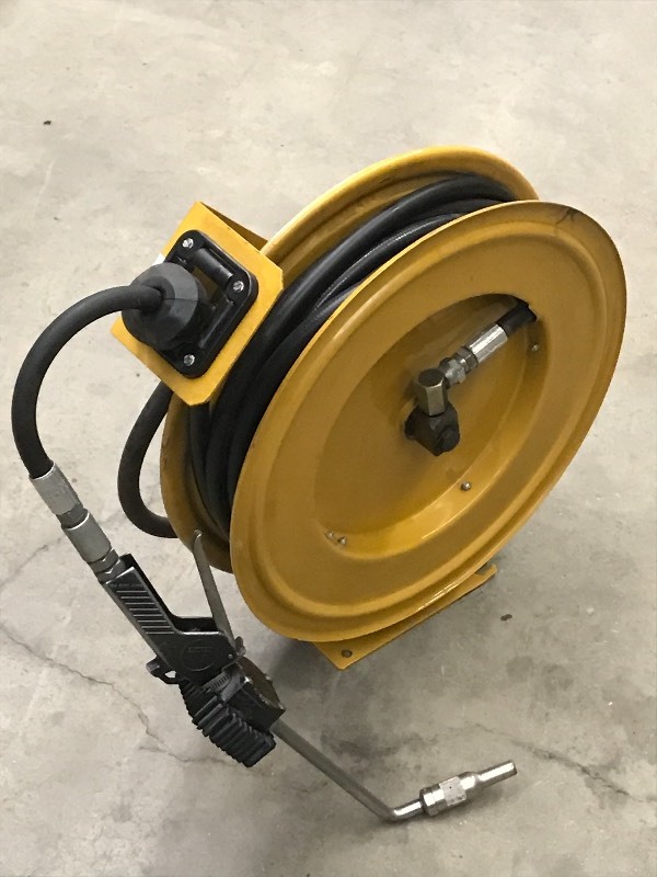 lot 11 image: Graco F99B 1800PSI WallCeiling Mou...