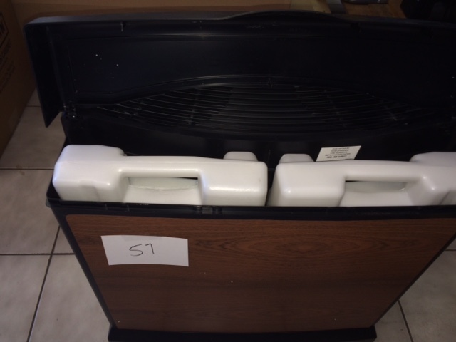lot 57 image: Kenmore Evaporative Humidifier (4.6 Gallon Capacity)