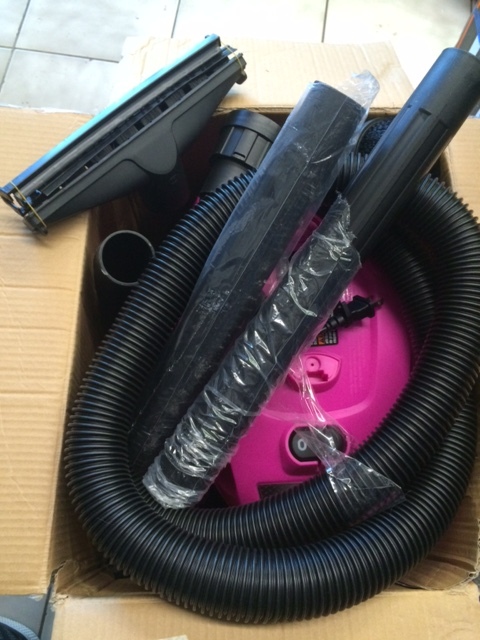 lot 15 image: Pink Wet and Dry Vac