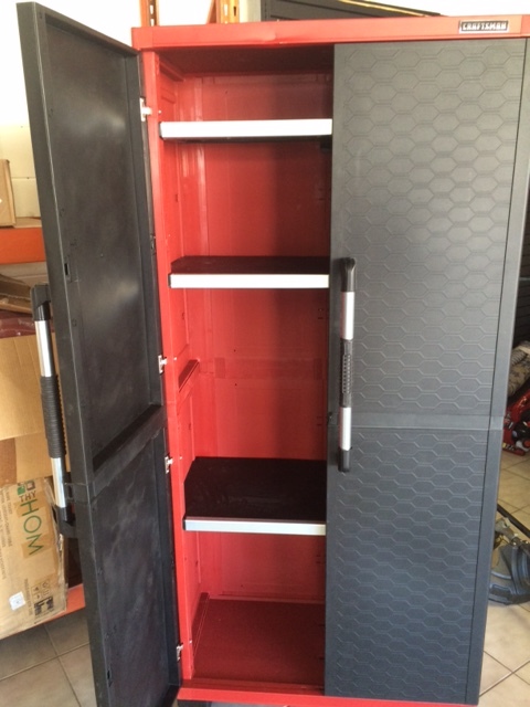 lot 90 image: Craftsman Resin Floor Cabinet