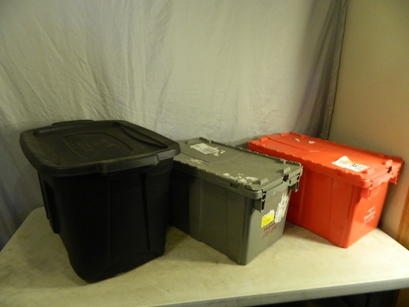 lot 101 image: 3 Assorted Totes with Lids