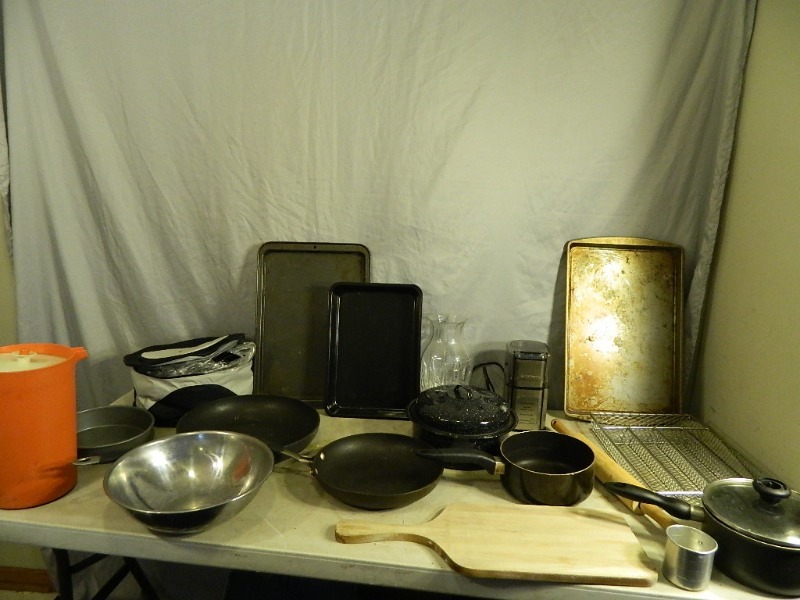 lot 165 image: Pots, Pans, Baking, and More
