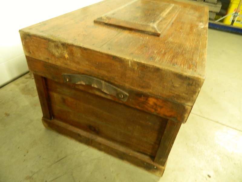 lot 117L image: Cool Old Wood Chest