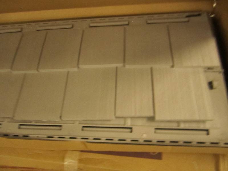 lot 25 image: 4 boxes ofd certainteed cedar imp d...