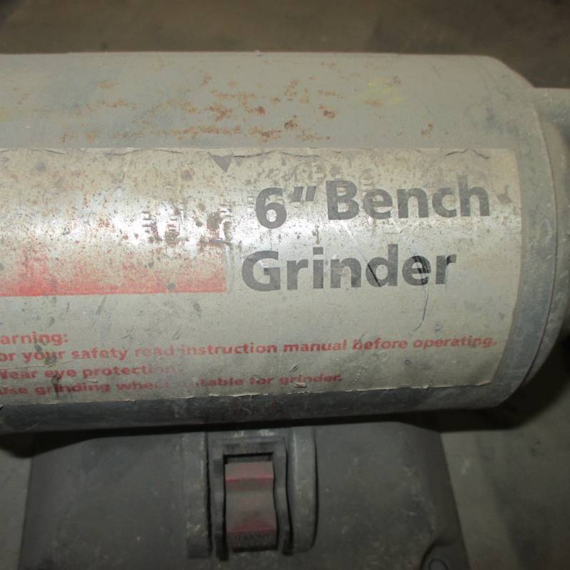 lot 20 image: 6 Bench Grinder