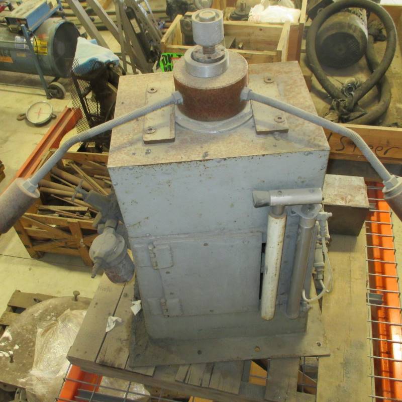 lot 23 image: Balancer wAir Cylinder
