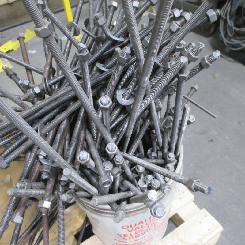 lot 27 image: Approx. 200300 Feet of 38 & 12 Threaded Rod
