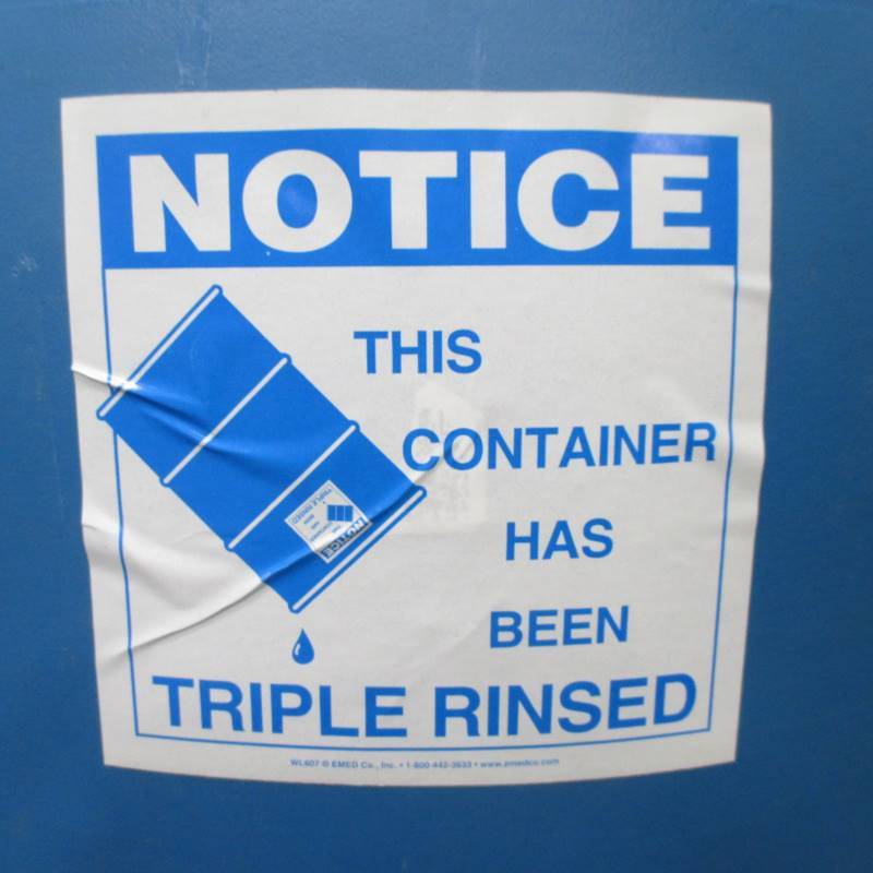 lot 43 image: (5) 55 gal Plastic Drums