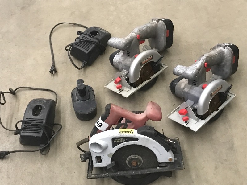 lot 22 image: Lot Of (3) Circular Saws...