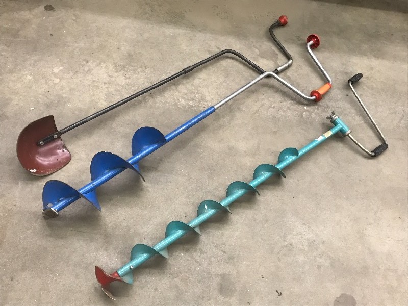 lot 24 image: Lot Of (3) Ice Augers ...
