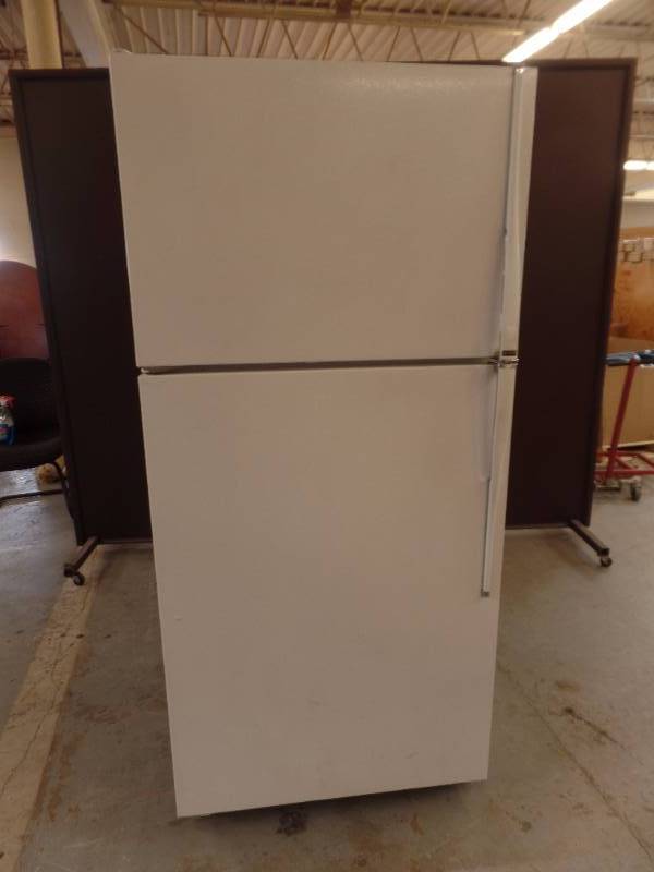 GE Refrigerator