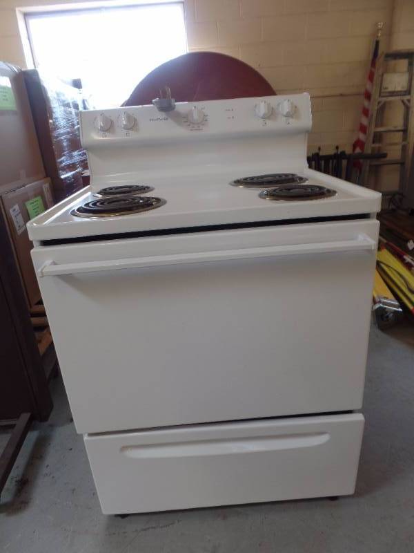 Frigidaire Stove