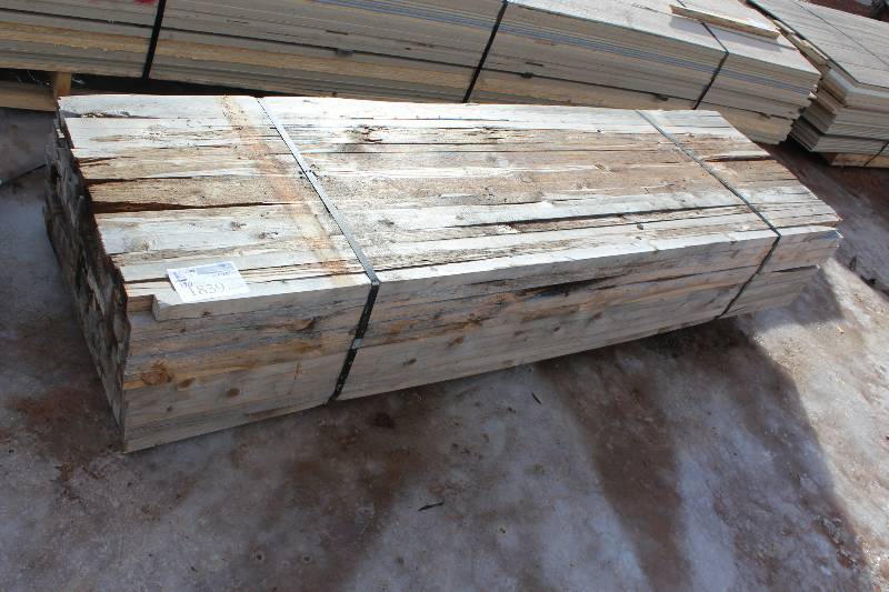 lot 1839 image: Lot of (190) 1.5x1.5x96in. Boards