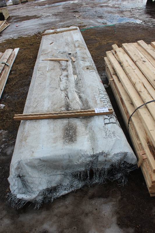 lot 1879 image: Lot of (30) 6x2.5x192in. Interlocking Log Boards
