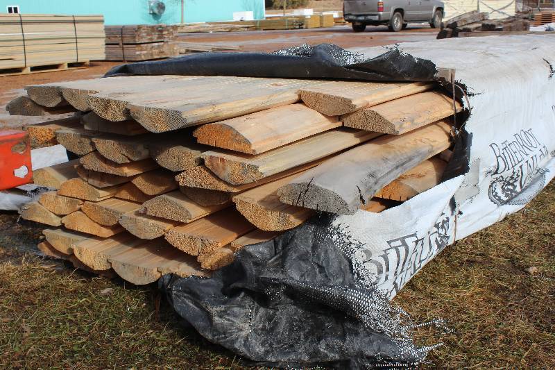 lot 1817 image: Lot of (50) 7.5x2.5x192in.Interlocking Log Boards