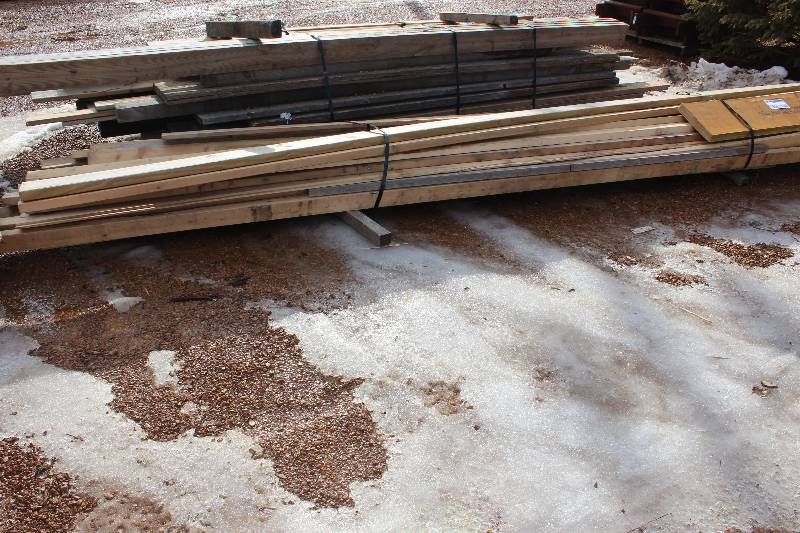 lot 1825 image: Lot of (20) 2x4x192in. Boards